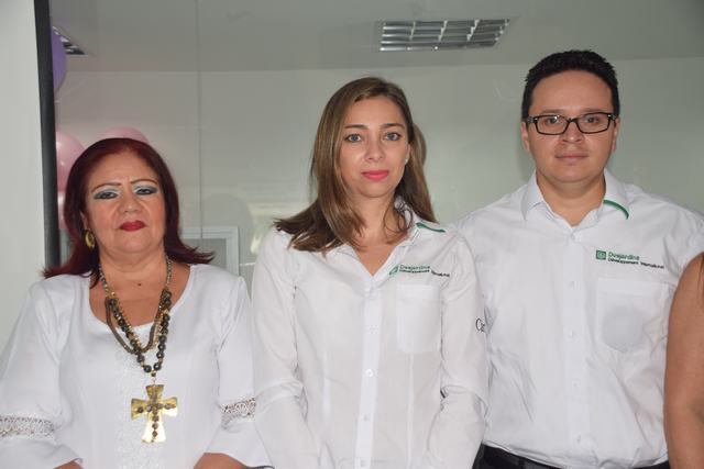 Mariela Ortiz, Paula Zulueta y Fredy Gómez
